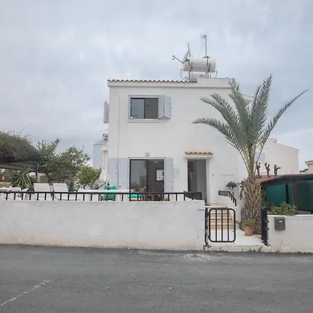 Peaceful Cozy Great Location *