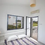 Peaceful Cozy Great Location *